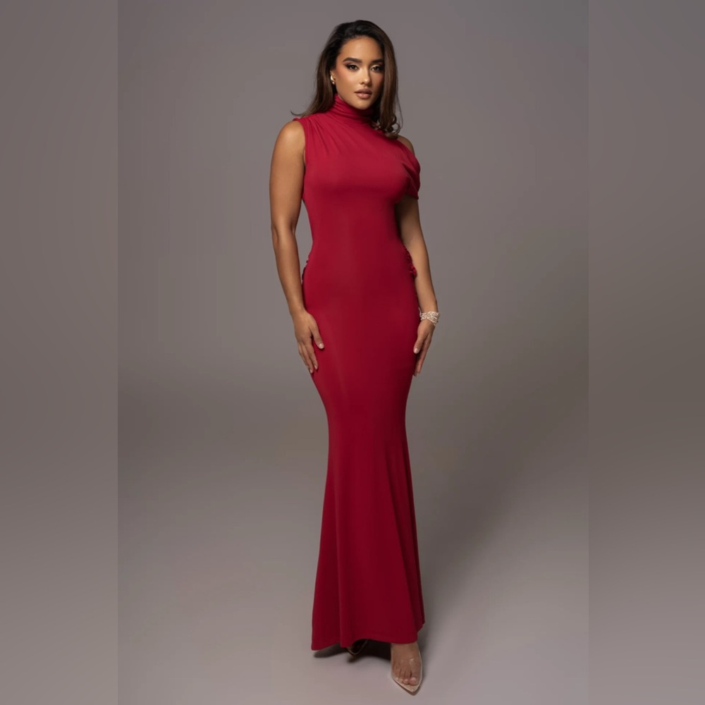 Elegant Red Evening Gown